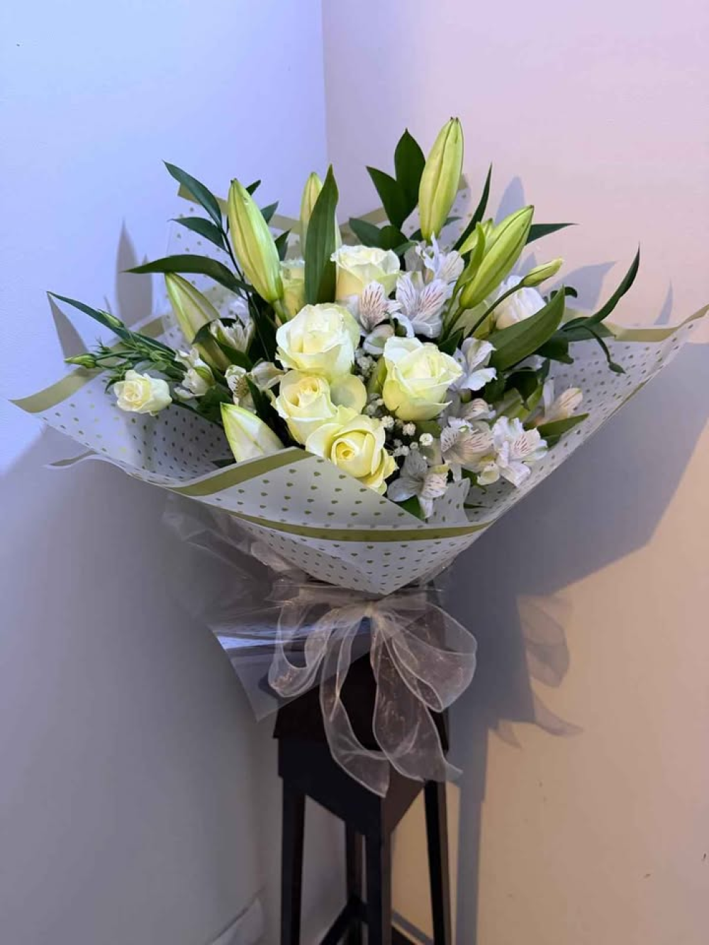 Pure Elegance Hand-Tied